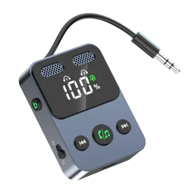 Avtomobilski polnilec: Bluetooth 5.3, 17 ur predvajanja, dvojna naprava