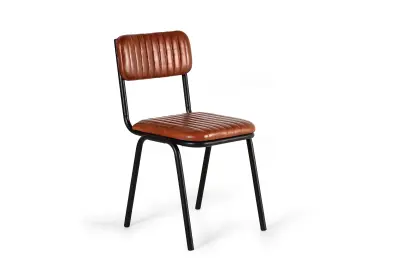 Komplet dveh stolov iz naravnega usnja s kovinskim ogrodjem