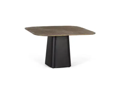 Klubska mizica z železnim podnožjem in aluminijastim vrhom