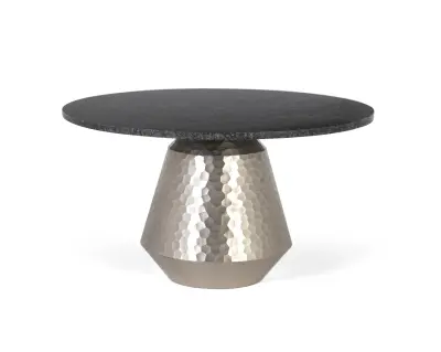 Klubska mizica z marmornim vrhom in ročno izdelanim aluminijastim podnožjem