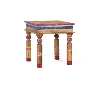 Klubska mizica iz mangovega lesa z ročno poslikanimi detajli