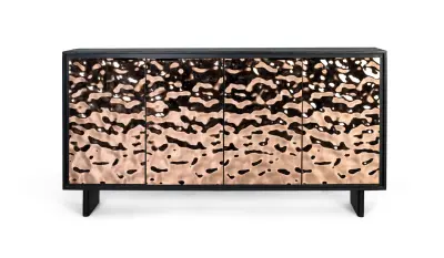 Sodobna kredenca iz mangovega lesa in železnih nog