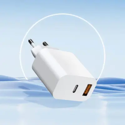 EGA Polnilec USB Adapter Za Polnjenje USB Type C 2 Vrata Hitro Polnjenje PD 30W Združljiv z iPhone itd