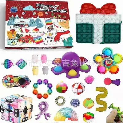 Božični adventni koledar Nova božična škatla za senčila DIY igrače za dekompresijo in dekompresijo Darilna škatla za 24-dnevno odštevanje