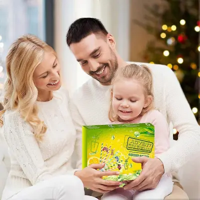 24-dnevni božični adventni koledar 40x33x3 cm večbarvne plastične igrače