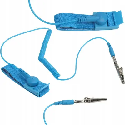 ROSFIX ANTISTATIČNI TRAK ESD – 1,8 M SPIRALNI KABEL, KROKODILČEK, 1 MΩ, HITRA RAZELEKTRITEV | ZA ELEKTRONIKO