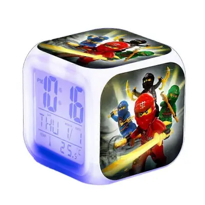 Božična darila Ninjago Led digitalna budilka 7 pisanih svetlobnih dekorjev za spalnice s časom, temperaturo, alarmom, datumom