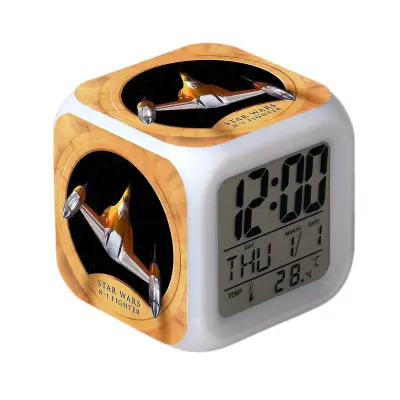 SQCLV Star Wars Budilka Film The Force Awakens LED Budilka Kvadratna ura Digitalna budilka s časom, temperaturo, alarmom, datumom