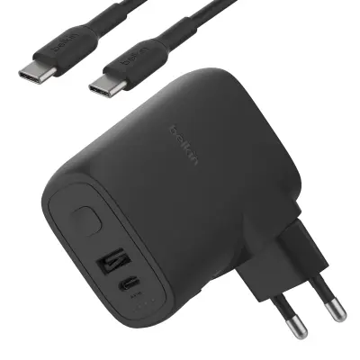 Belkin, 25W potovalni polnilnik z vgrajeno kompaktno zunanjo baterijo 5000 mAh, Črna