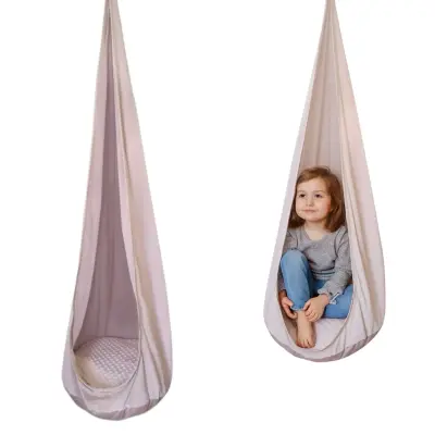 Gugalnica cocoon beige