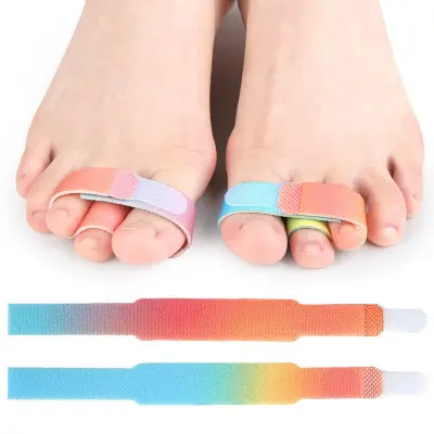 Trakovi za korekcijo prstov - 2 kosa, nastavljiv separator prstov z velcro trakom