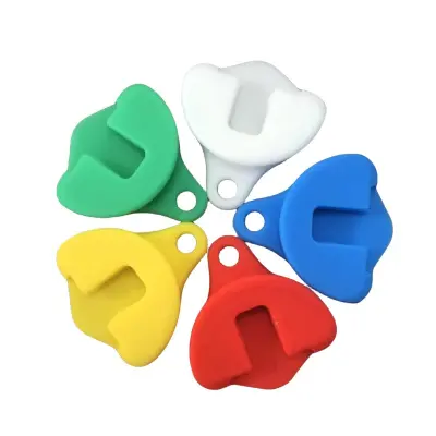 5-delni večnamenski odpirač za pločevinke in steklenice - odstranjevalec pokrovčkov