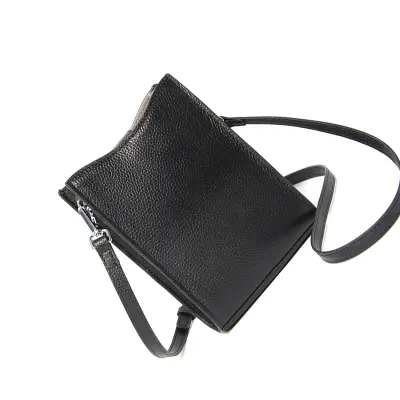 Denarnica za kartice iz pravega usnja Black