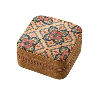 Prenosna škatla za nakit iz plute z več predelki - Organizator za uhane, prstane in ogrlice