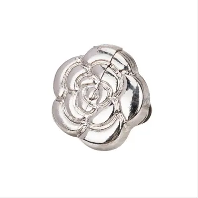 Odstranljivi magnetni držalniki zaves proti svetlobi - Kamelije (Set 4) Silver