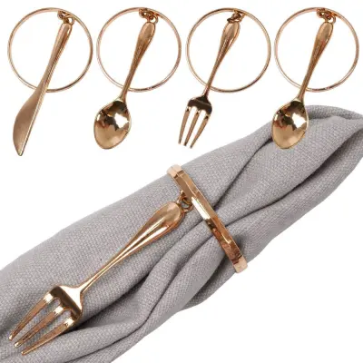 Obroči za prtičke, kovinski, zlati, jedilni pribor 4 cm, 4 kosi.