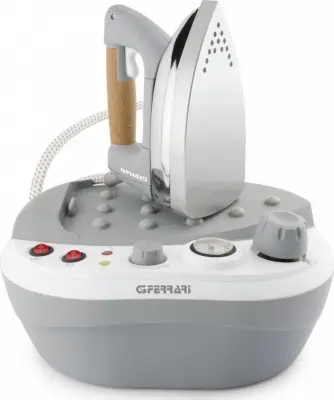 Parna postaja G3 Ferrari G40001 z močjo 850 W in rezervoarjem 1,2 L