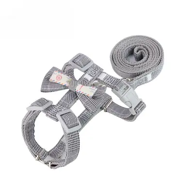 Eleganten povodec za mačke z metuljčkom - udoben, nastavljiv in varen  M