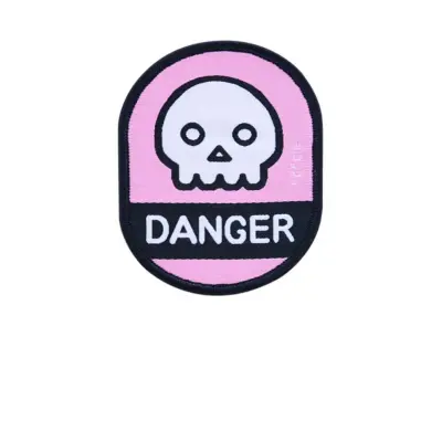 Opozorilni našitek za pasjo vrvico - znak "Nevarnost" za reaktivne pse