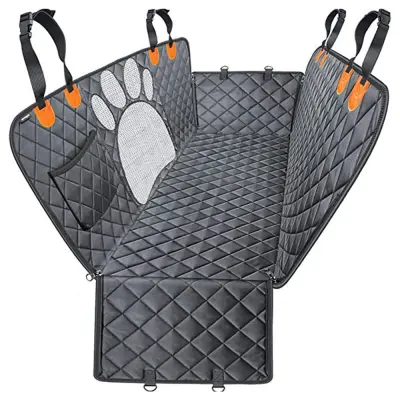 Zaščita zadnjih sedežev avtomobila s potiskom tačk - vodoodporna in odporna na praske