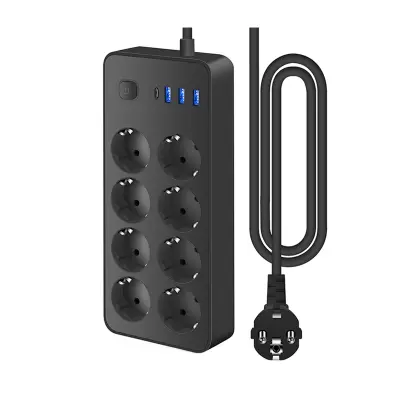 Črna EU standardna USB-C vtičnica z 8 vtičnicami in 3 USB priključki