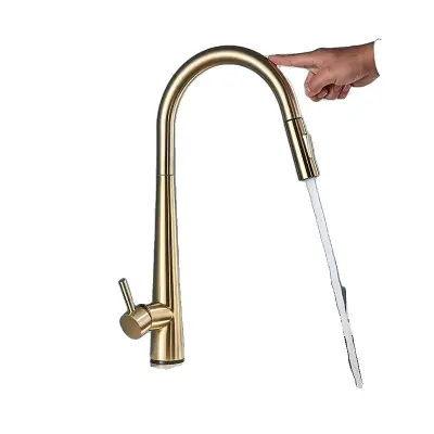 Kuhinjska armatura s dotikovnim senzorjem, izvlečna prha, brušen zlat površ - Brušeno zlato