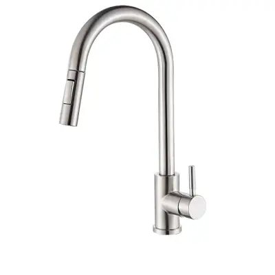 Kuhinjska pipa, črna obdelava, izvlečna pršilna šoba, nikelj