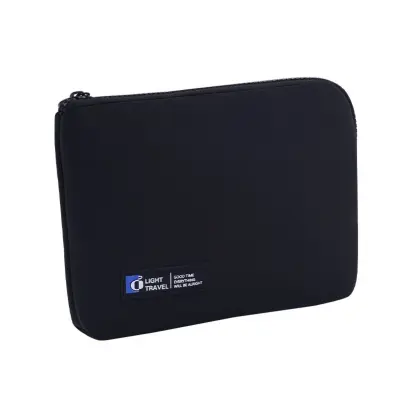 Velika potovalna prenosna denarnica za kartice - črna iz neoprena