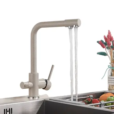 Kuhinjska pipa za filtrirano vodo, dvojna kontrola temperature, 360° rotacija, sodoben dizajn, bež z pikami