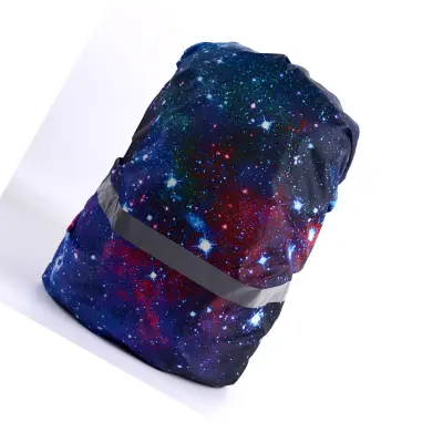 Vodoodporna prevleka za nahrbtnik z odsevnim trakom  S Črno zvezdnato nebo