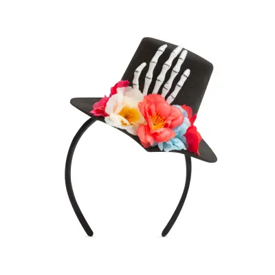 Trak za noč čarovnic - klobuk, okostnjak