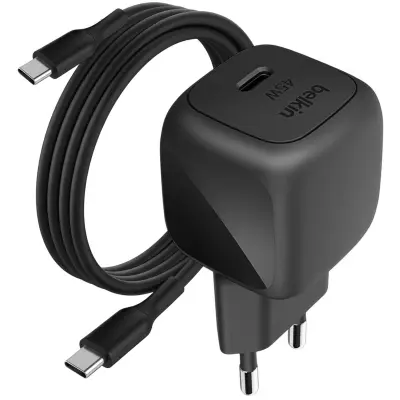 Belkin, Paket hitrega stenskega polnilnika USB-C 45W Power Delivery in PPS s 1m kablom USB-C, Črna