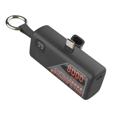 LinQ, Mini Powerbank 8000mAh z vgrajenim USB-C priključkom in formatom obeska za ključe, Črna