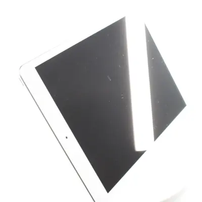 Obnovljeno - znaki rabe - Ecofone iPad 10.2 (2020) wifi srebrna 32 GB 3 GB