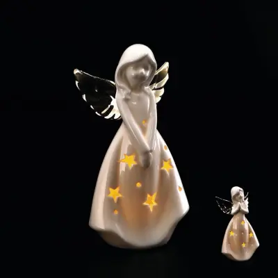 Kipec angelček z led lučko 10x8xh18,5cm / keramika