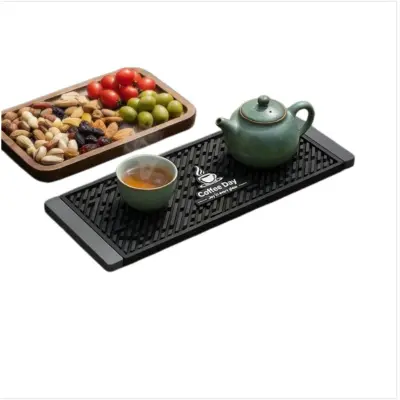 Protizdrsna, vročinsko odporna gumijasta podloga za skodelice in čajnik