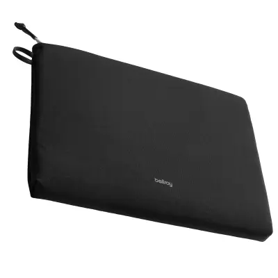 Bellroy, Torba za prenosnik 16 palcev, odporna na udarce, z zadrgo, Črna