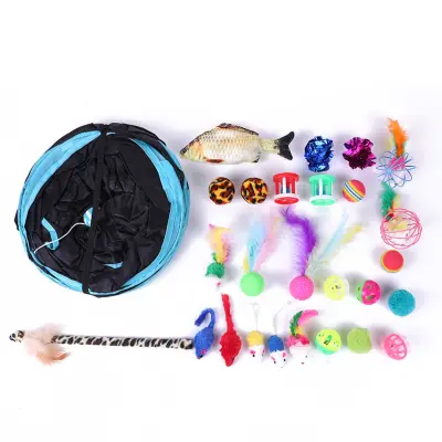 27-delni komplet interaktivnih igrač za mačke: perje, tunel, riba