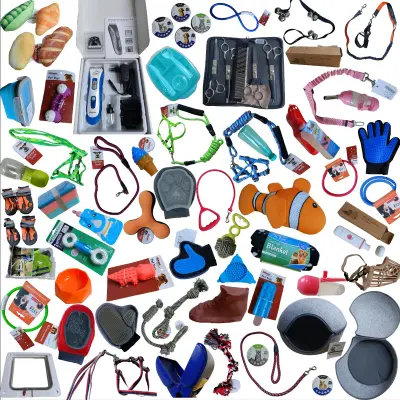 Komplet opreme za hišne ljubljenčke, več kot 70 kosov, ovratnice, povodci, igrače in pripomočki za nego psov ter mačk