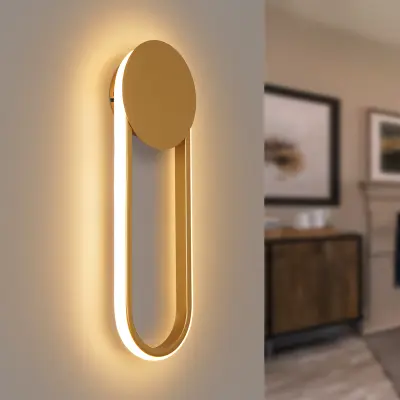 NETTLIFE Stenska LED 41cm, 12W, 3000K topla bela, zlati odtenek, moderno stopnišče/hodnik