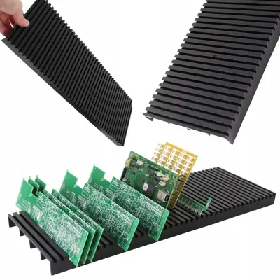 Antistatična ESD Posoda Za Vijake 3,5-4 Mm 150 Luknje | ABS Material, 41x14,3x2 Cm, Za Shranjevanje PCB