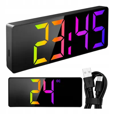 Moderna budilka LED RGB USB in prikazom temperature 16cm