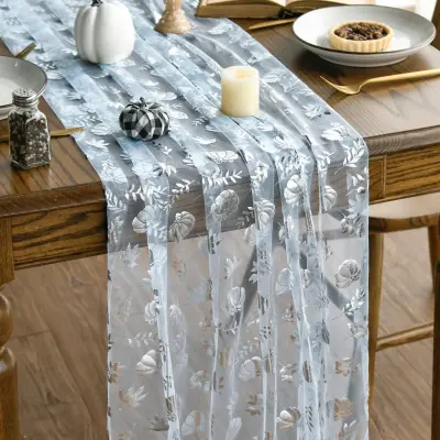 Tekač na mizo til jesenski buče srebrno moder 70 x 300 cm dekorativni tekstil zaščita mize pred vročino in praskami 100% poliester