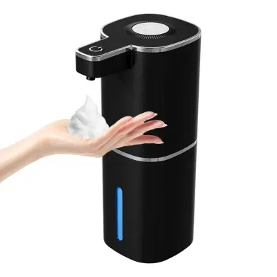 Črn brezkontaktni dozirnik mila za penjenje – polnilni USB 400 ml, senzor 0,3 s, baterija 1200 mAh