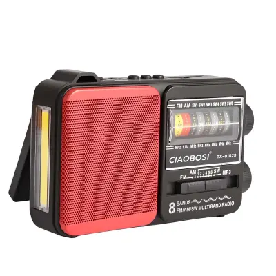 Radiosprejemnik 3 pasov FM / AM / SW z USB MP3 in LED svetilko, Črna / Rdeča