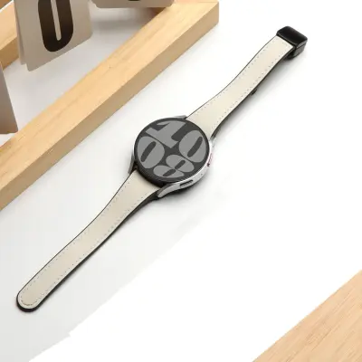 Združljiv pašček za Samsung WATCH 654 iz silikona z magnetnim zaponko White