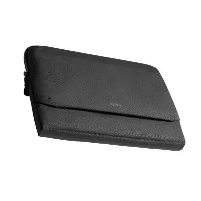 Bellroy, Vodoodporen ovitek za prenosnik 16 palcev z več predelki, Črna