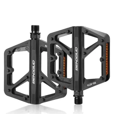 Nylon pedala za MTB – široka platforma, 10 žebljev, zatesnjeni ležaji Black