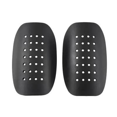 Mini perforirani ščitniki za golen PU z trdo školjko in EVA blazinico Black