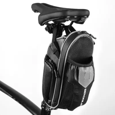 Kolesarska torbica z ogljikovo teksturo, vodoodporna, za 610ml Black+Grey